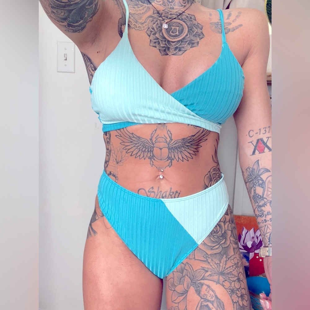 Dark and light blue wrap bikini. High waist bottom scrunch butt